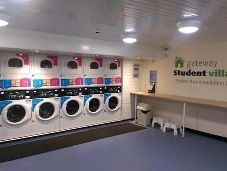 Gateway Student Village Апартаменты Дублин